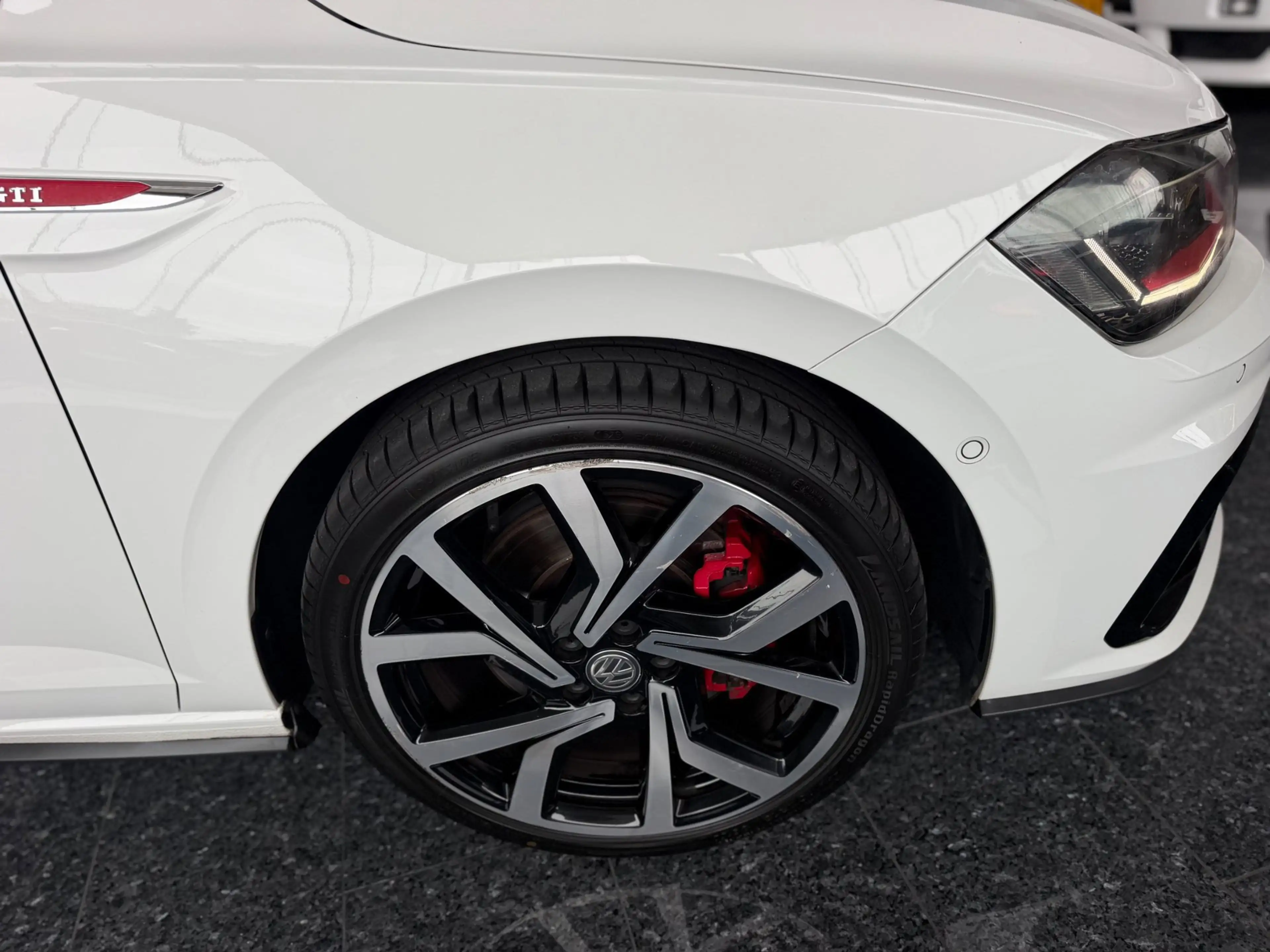 Volkswagen Polo GTI 2.0 TSI 2018 200PK DSG Pano Virt Wit — photo 13