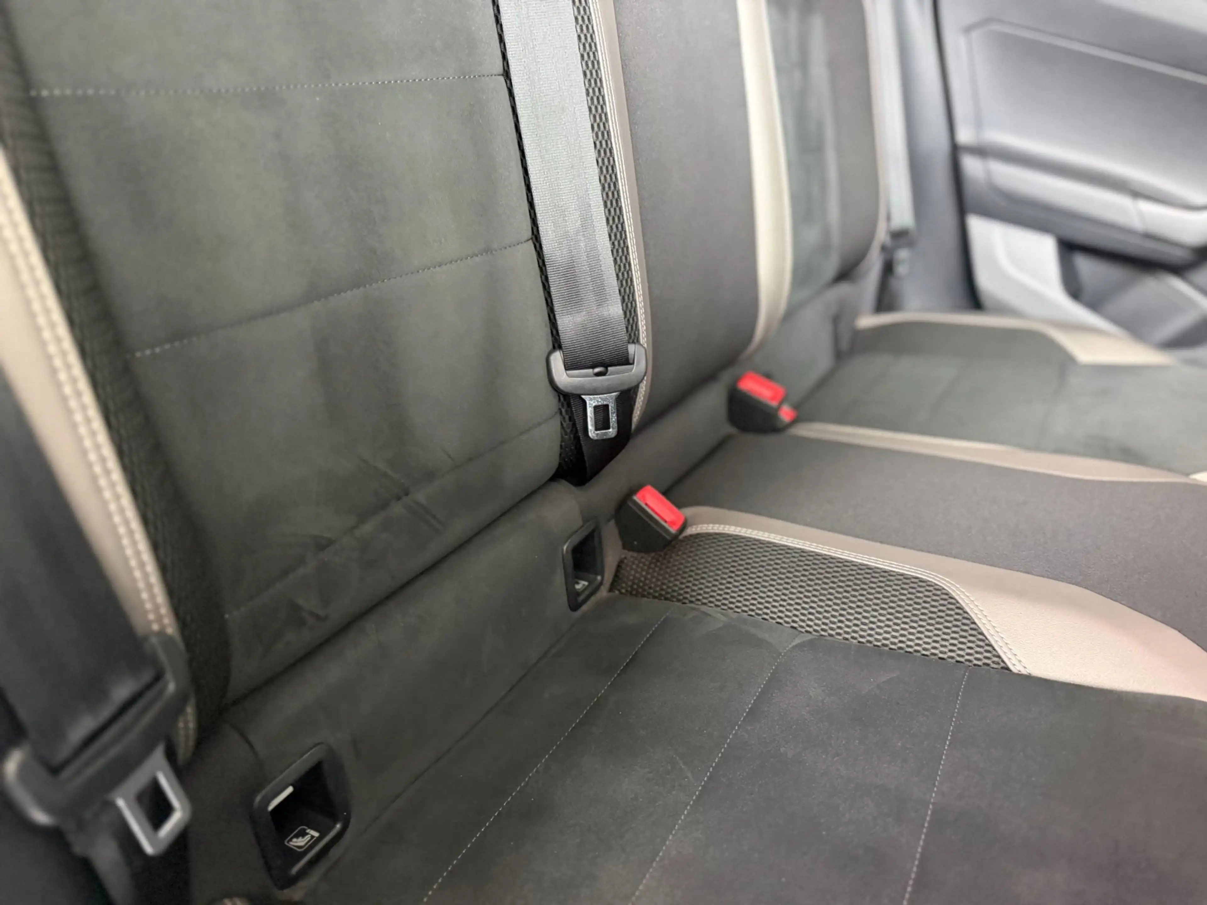 Volkswagen Polo GTI 2.0 TSI 2018 200PK DSG Pano Virt Wit — photo 31