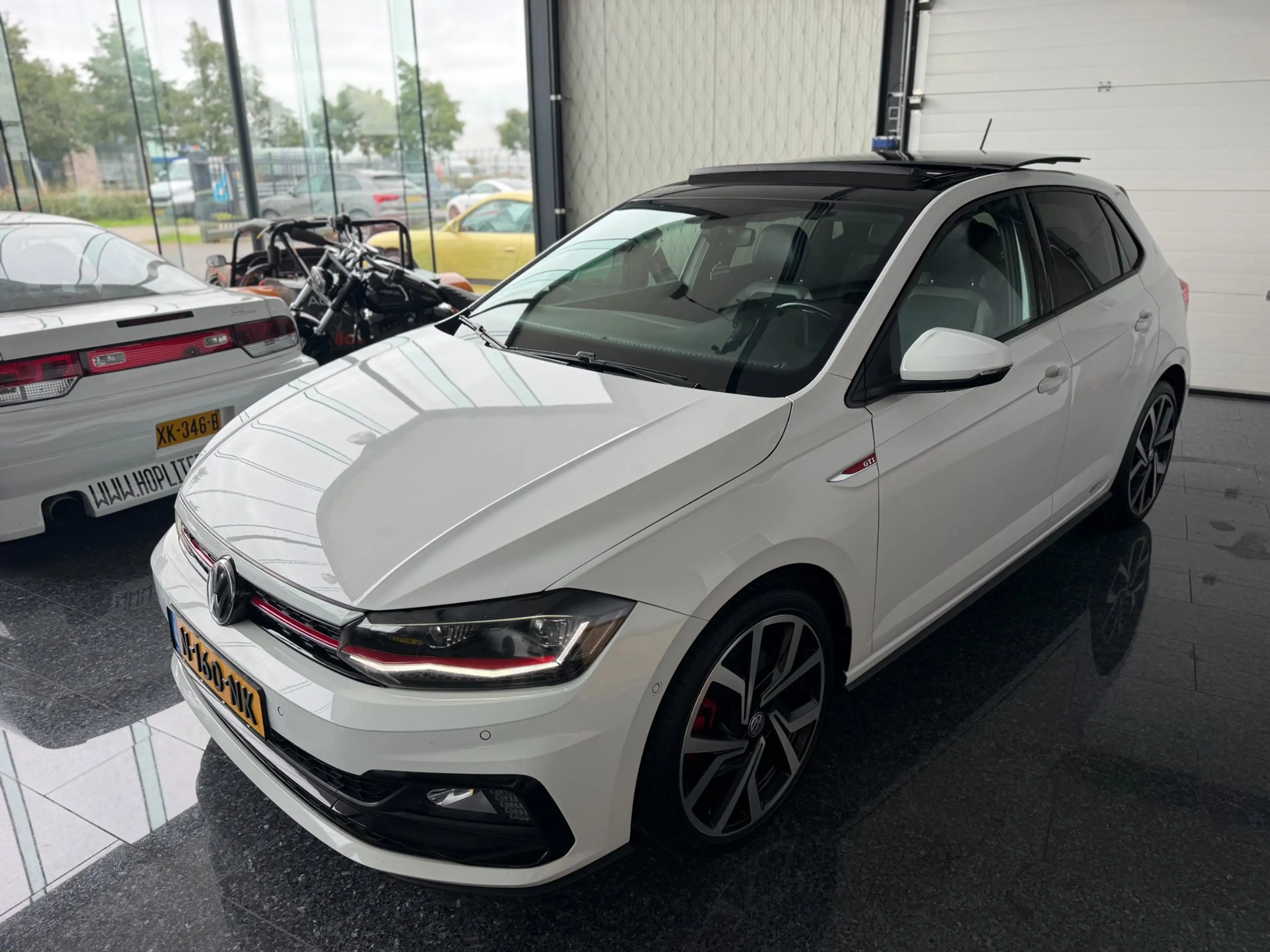 Volkswagen Polo GTI 2.0 TSI 2018 200PK DSG Pano Virt Wit — photo 8
