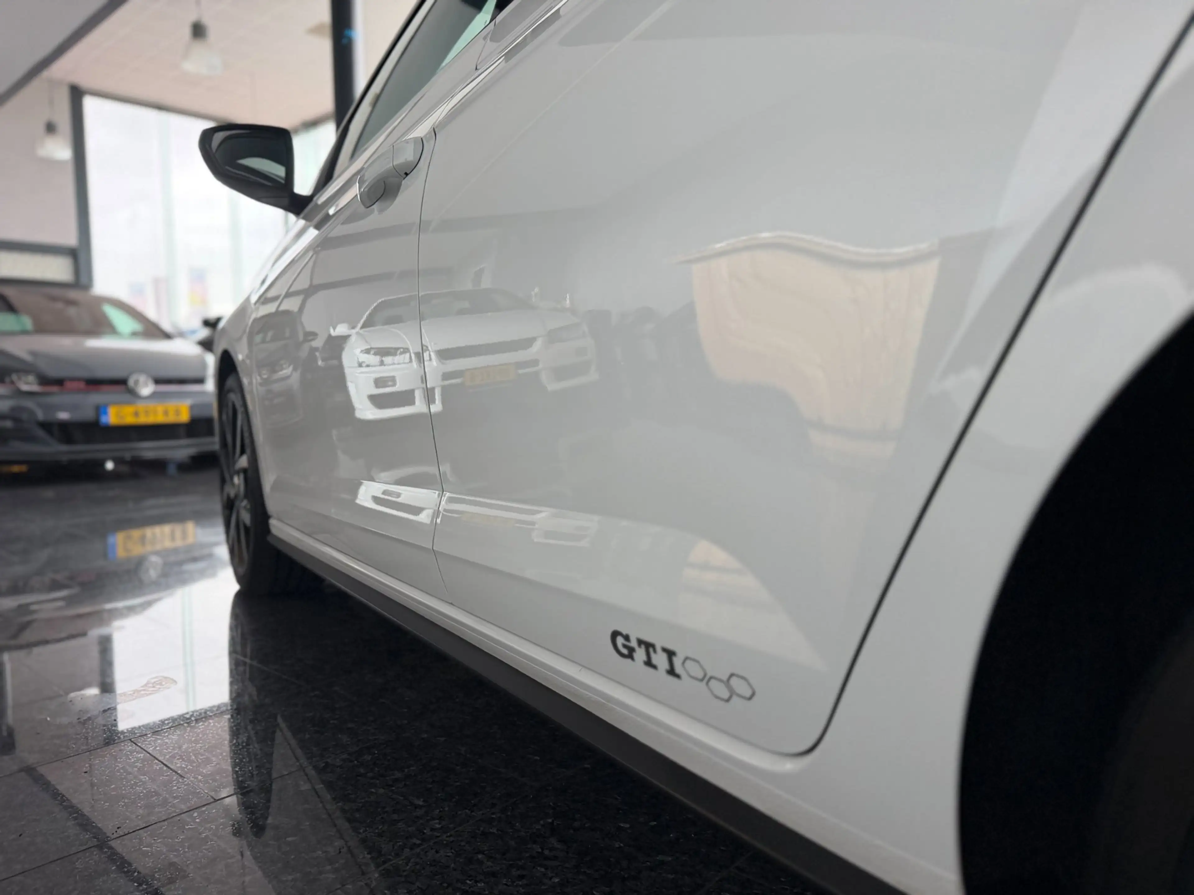 Volkswagen Polo GTI 2.0 TSI 2018 200PK DSG Pano Virt Wit — photo 35