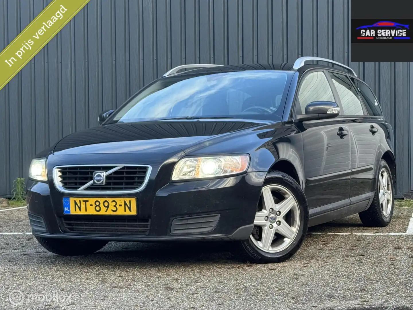 Volvo V50 2.0D Summum/APK/LMV/STLVW/DO Zwart - 1