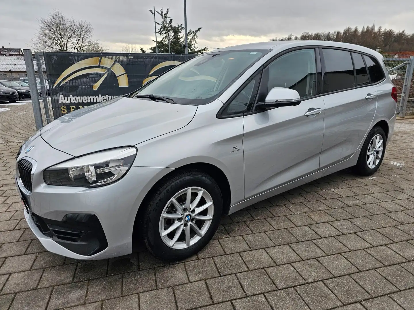 BMW 216 d  Gran Tourer  / 7 Sitzer /  HUD / Navi / Plateado - 1