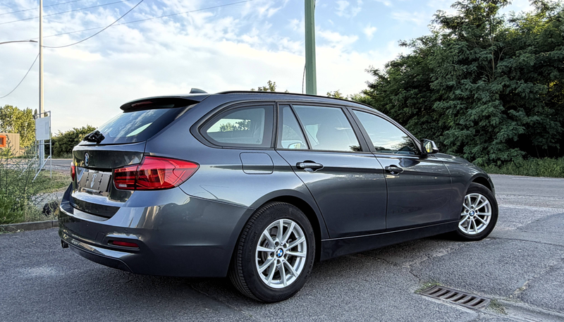 BMW 318 dA Touring PARFAIT ETAT/CUIR/CAMERA/FULL LED/NAVI PRO/ — photo 9