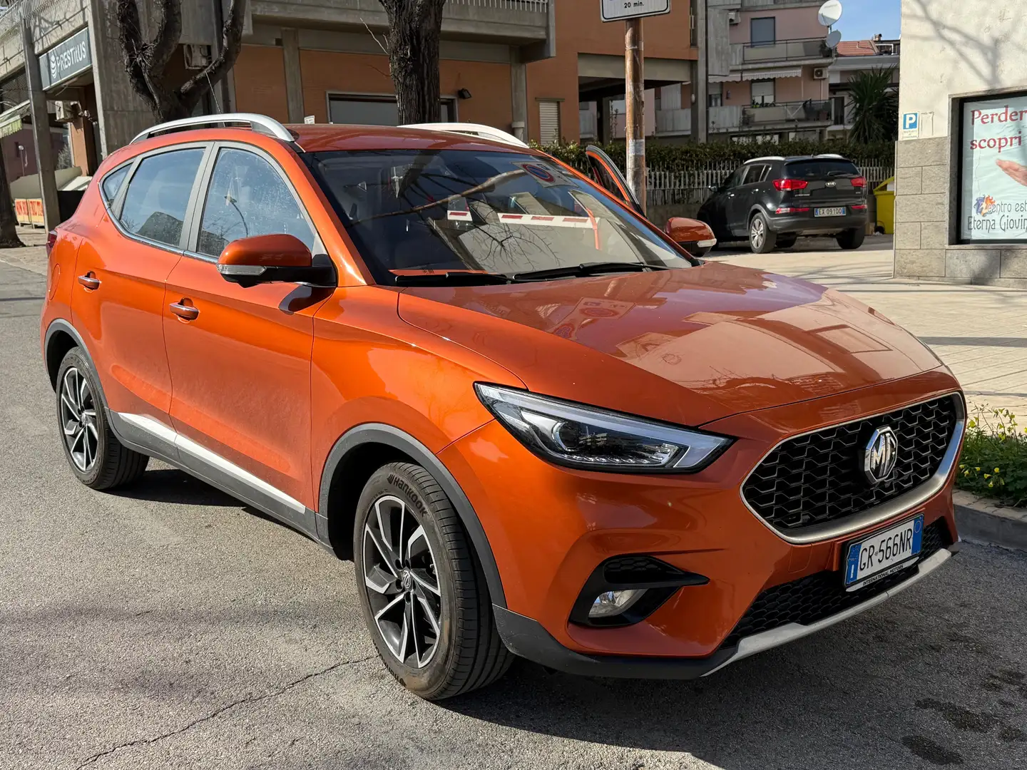MG ZS ZS 1.5 Luxury Arancione - 1