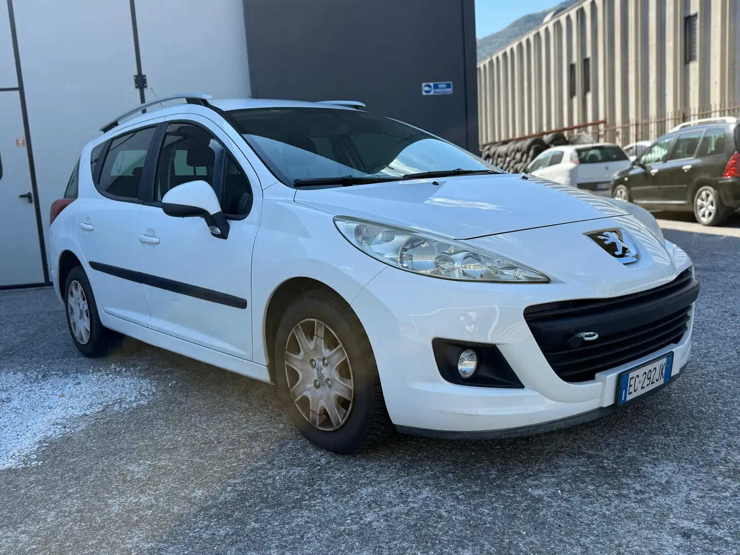 Peugeot 207 SW 1.6 hdi 16v X-Line Fap FL - 2