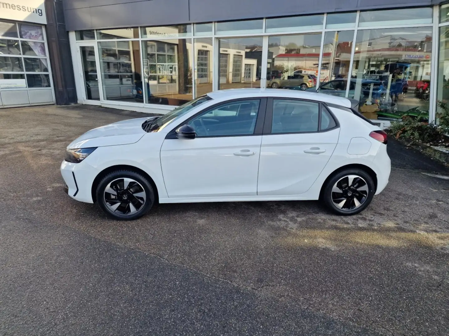 Opel Corsa-e Edition AT+SHZ+LHZ+LED+PDC+11KW Klima Navi Weiß - 2