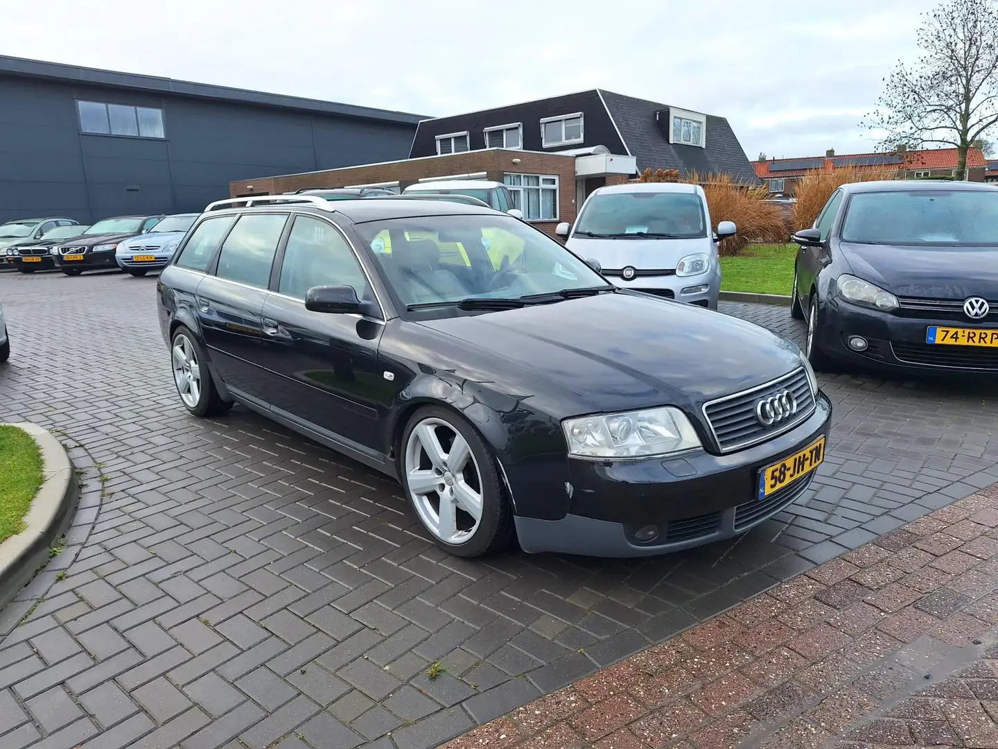 Audi A6 Avant 2.4 Exclusive MT / AUTOMAAT / APK november 2 Schwarz - 2