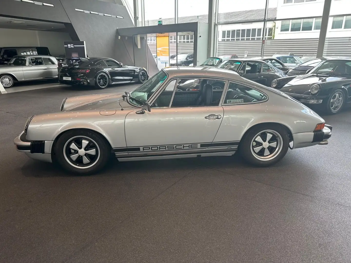 Porsche 911 2.7 S Coupé Jubiläumsmodell*Voll Restau.* Zilver - 2