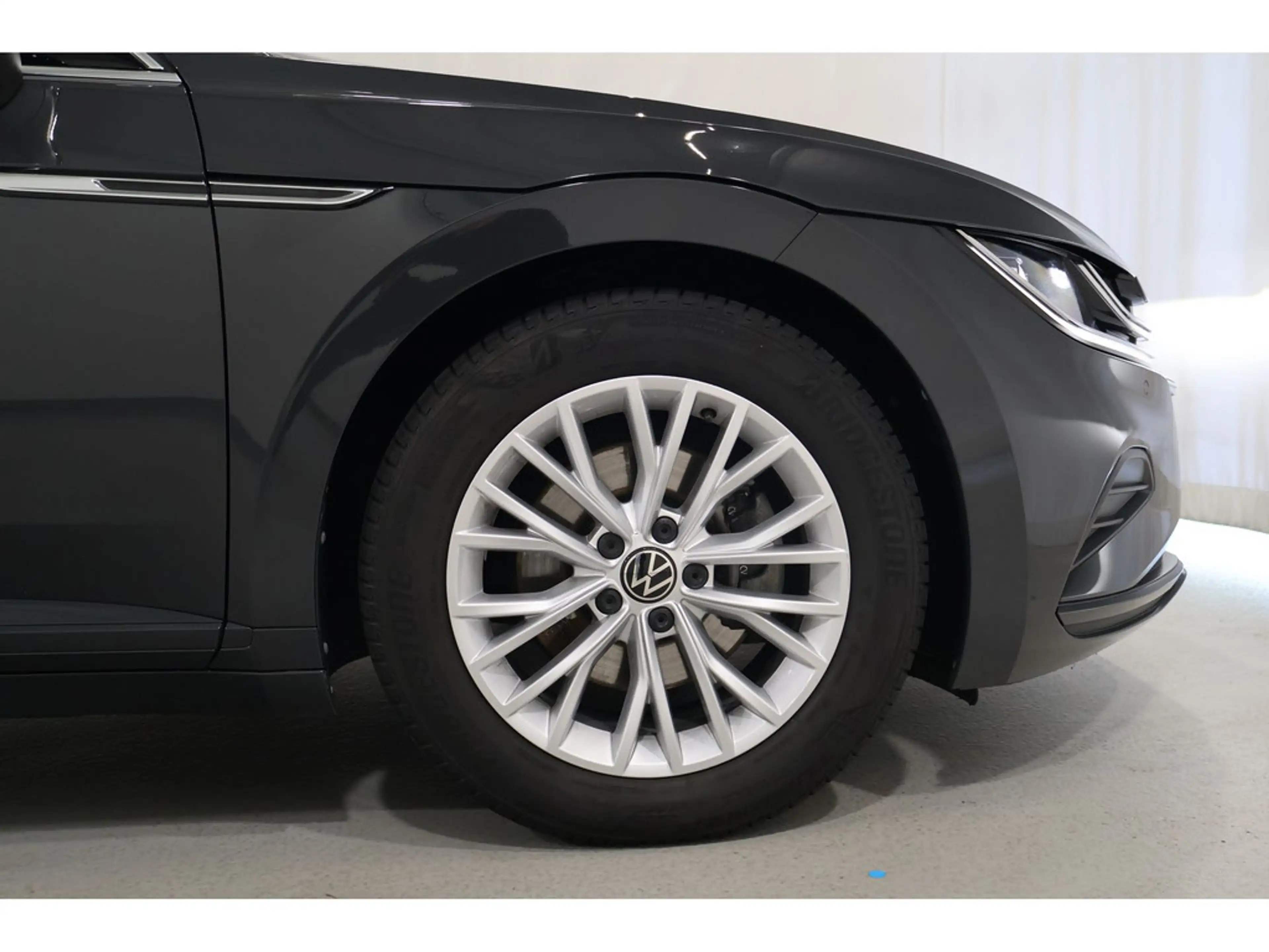 Volkswagen Arteon Shooting Brake 2.0 TDI DSG Navi*AHK*SHZ*ACC — photo 6