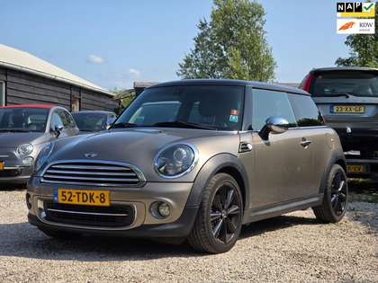 MINI Cooper Mini 1.6 10 Years II Leer/Clima/Navi