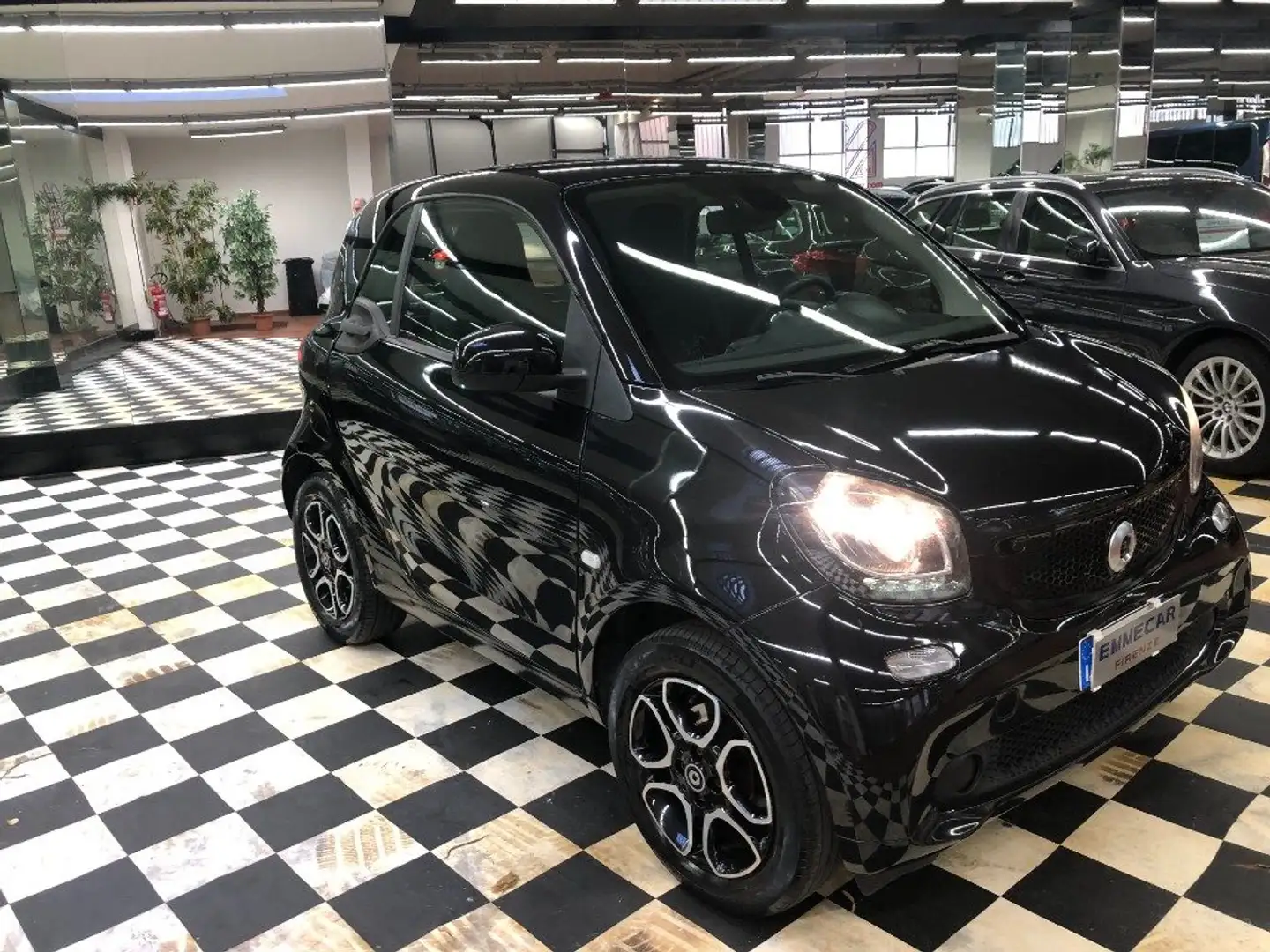 smart forTwo 70 1.0 Passion Schwarz - 2