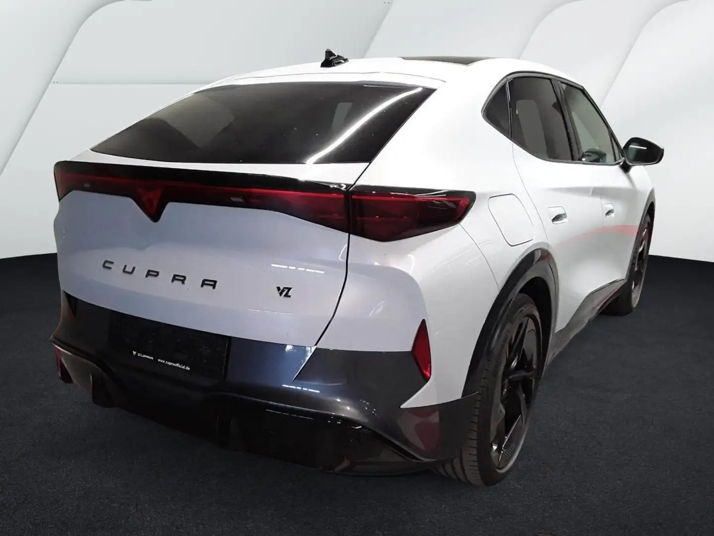 CUPRA Tavascan Edge 4D *WÄRME*MATRIX*PANO*HUD*360*DCC* Weiß - 2