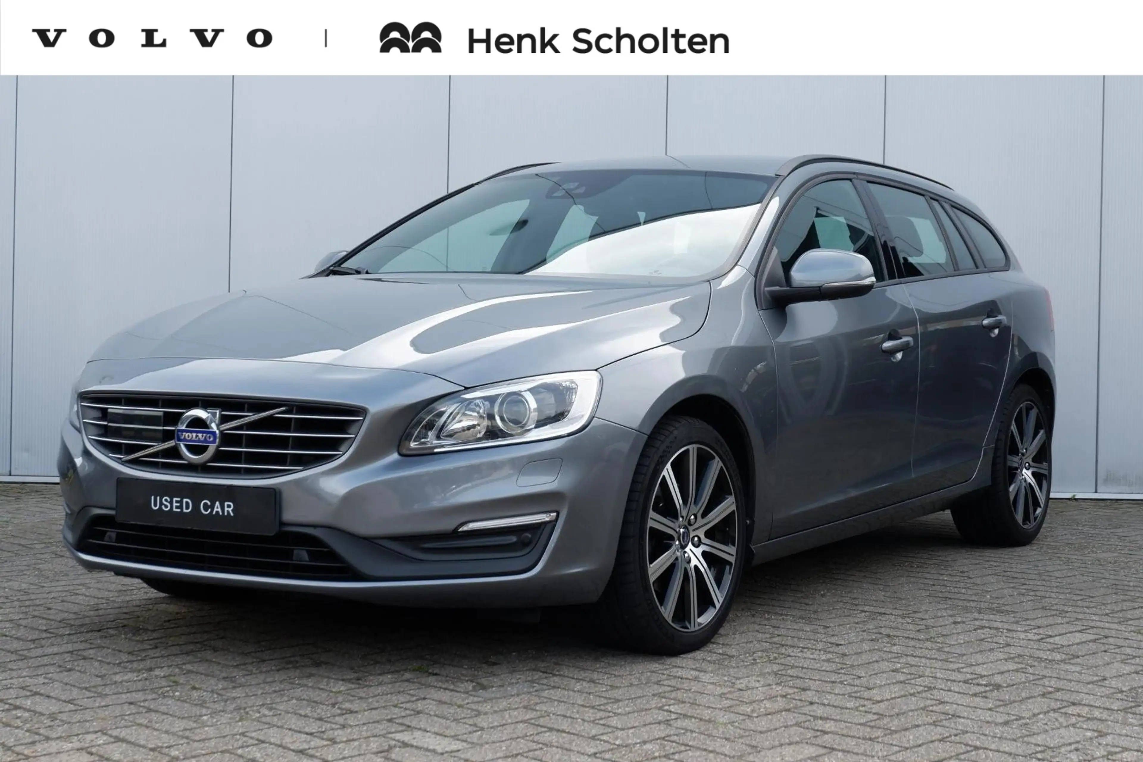 Volvo V60 T3 Summum | Dealeronderhouden |Parkeersensoren | A