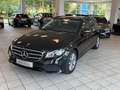 Mercedes-Benz E 200 T Avantg/Night 9G-Tr Carplay Rü-Ka TWA LED Negru - thumbnail 3
