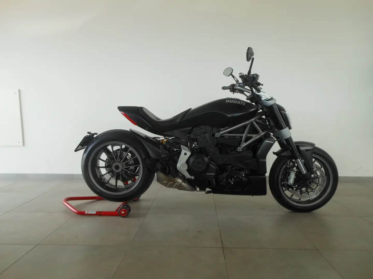 Ducati XDiavel Černá - 1