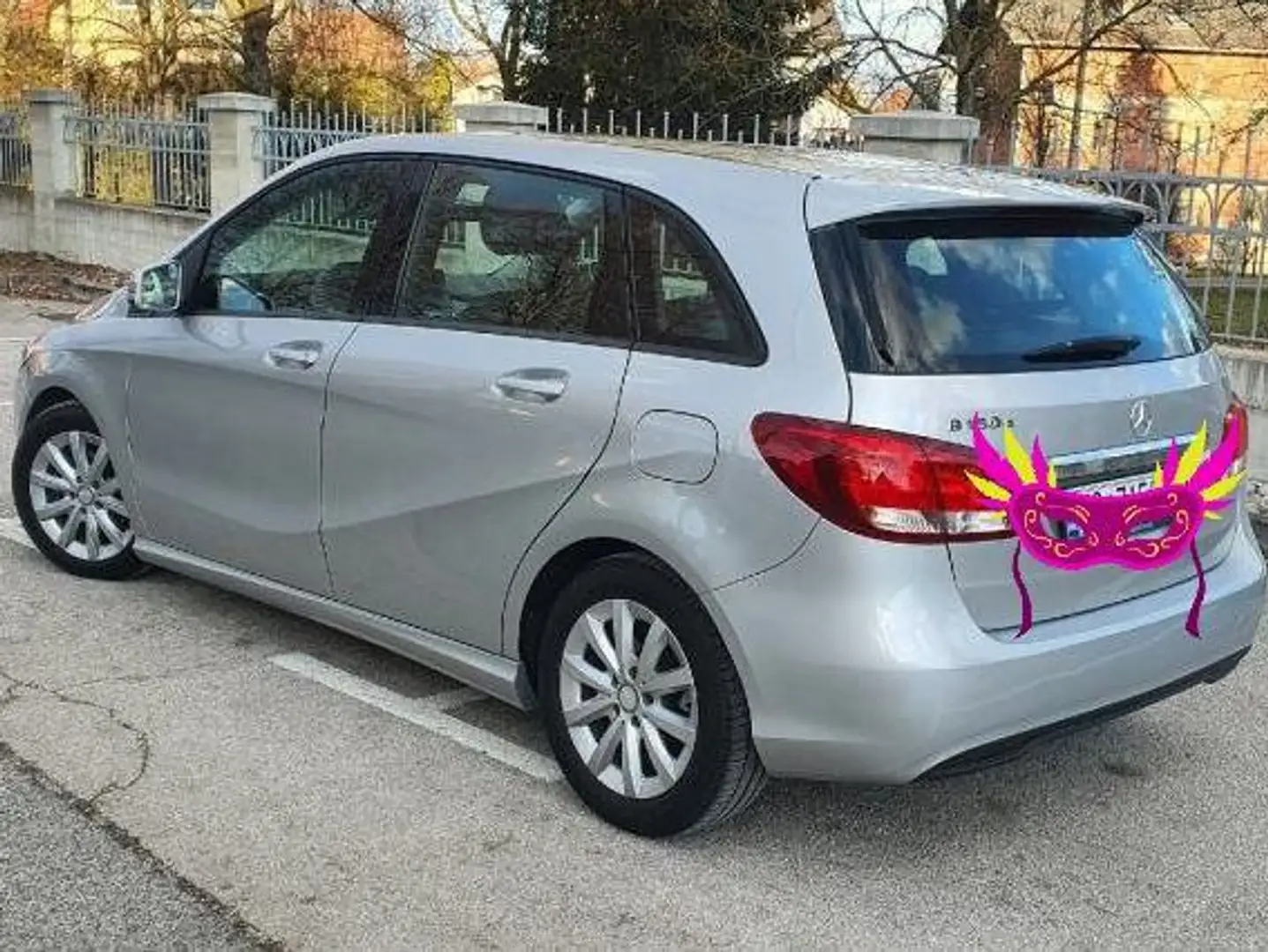 Mercedes-Benz B 180 *KEYLESS*KAMERA* Grijs - 2
