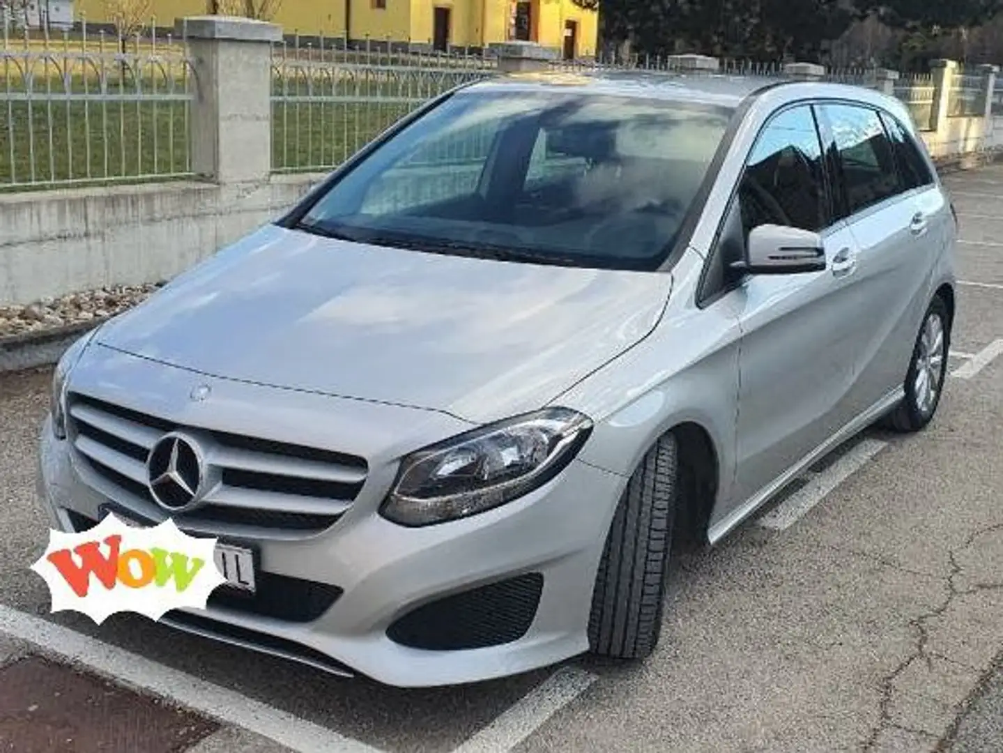 Mercedes-Benz B 180 *KEYLESS*KAMERA* Grijs - 1