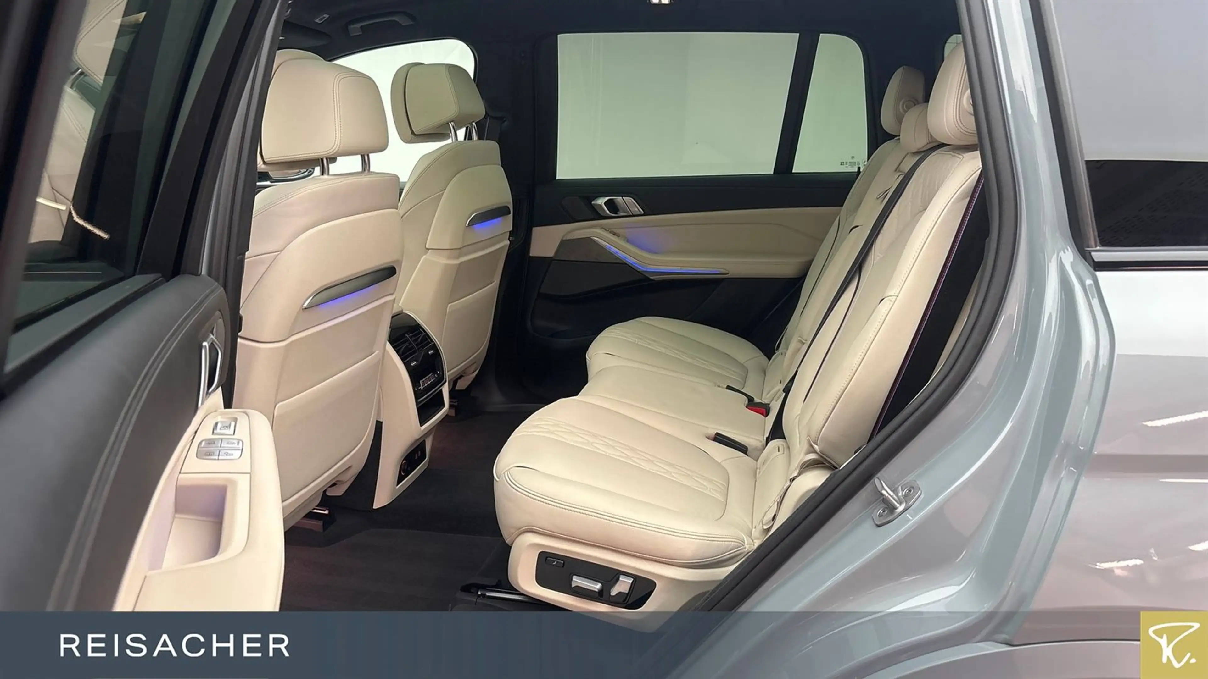BMW X7 xDrive40d M-SportPRO IAL AHK StdHzg ExecDrive — photo 8