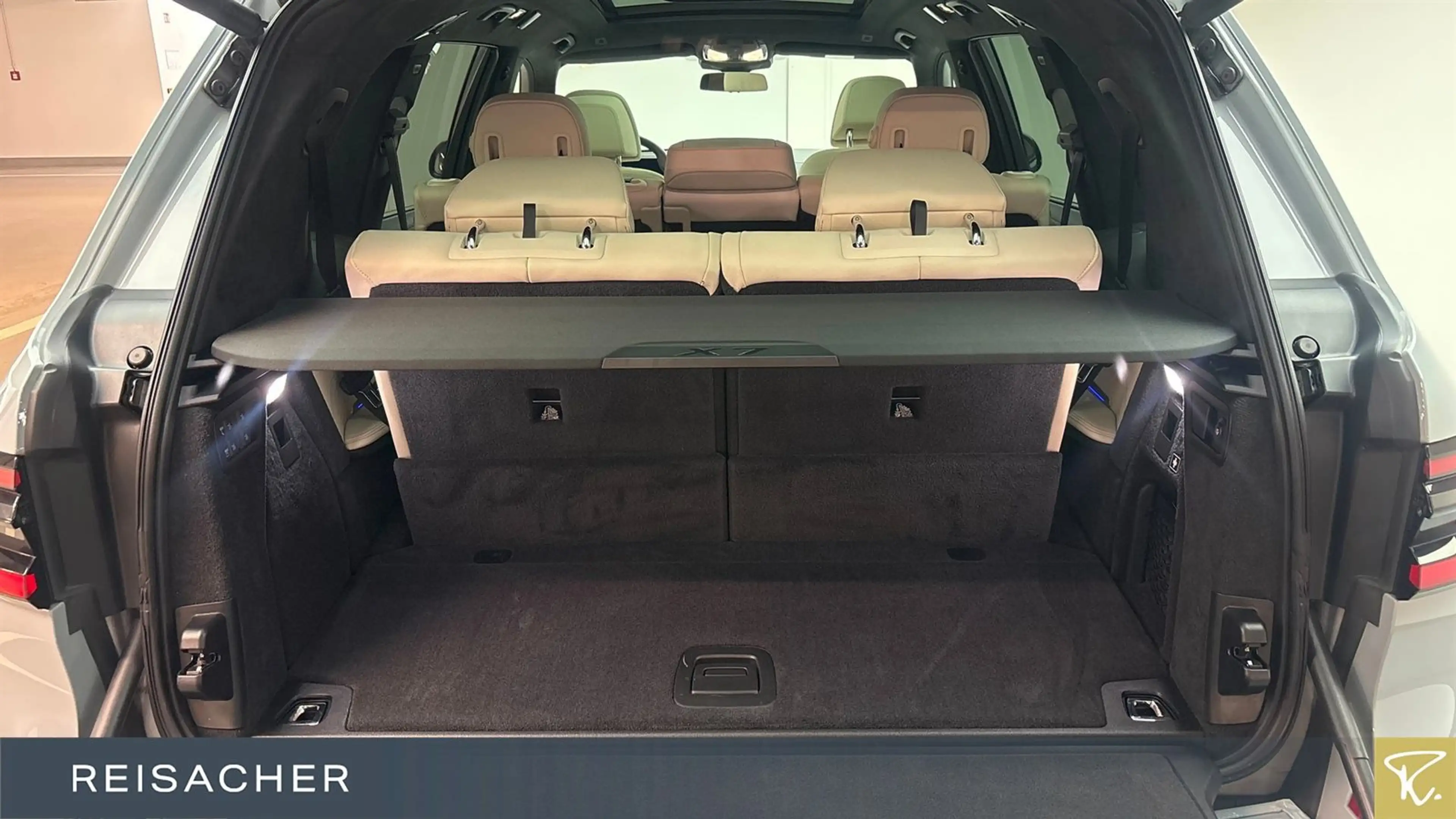 BMW X7 xDrive40d M-SportPRO IAL AHK StdHzg ExecDrive — photo 10