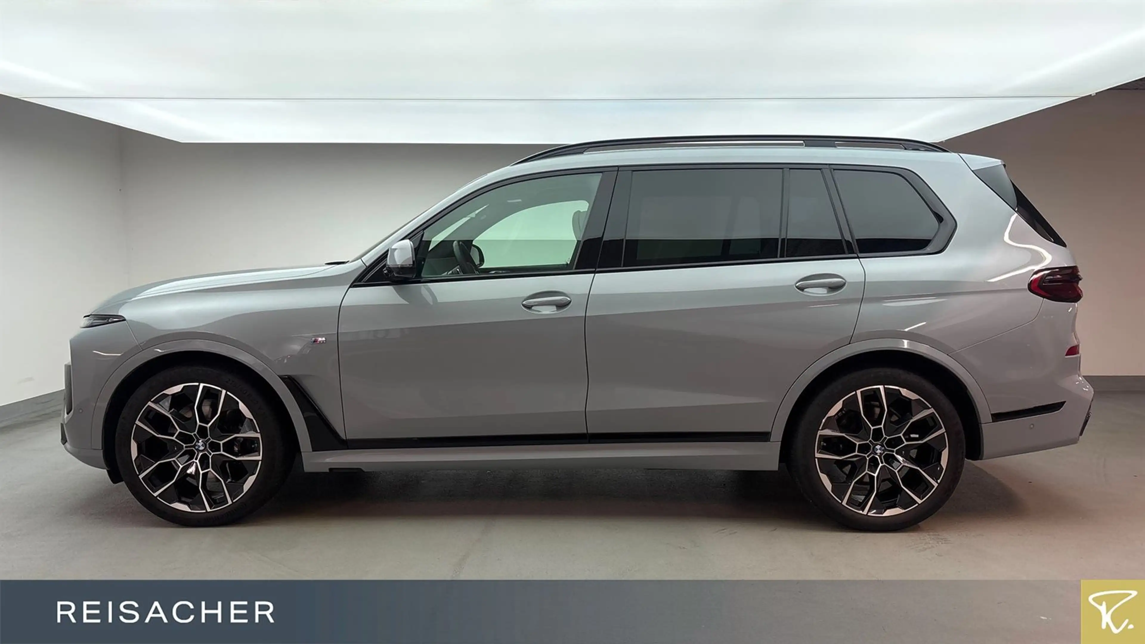 BMW X7 xDrive40d M-SportPRO IAL AHK StdHzg ExecDrive — photo 9