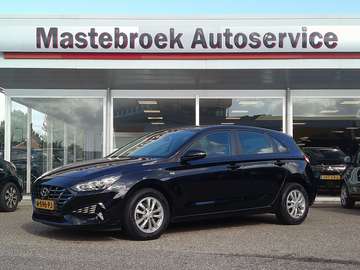 1.5 T-GDi MHEV Premium Staat in Hardenberg