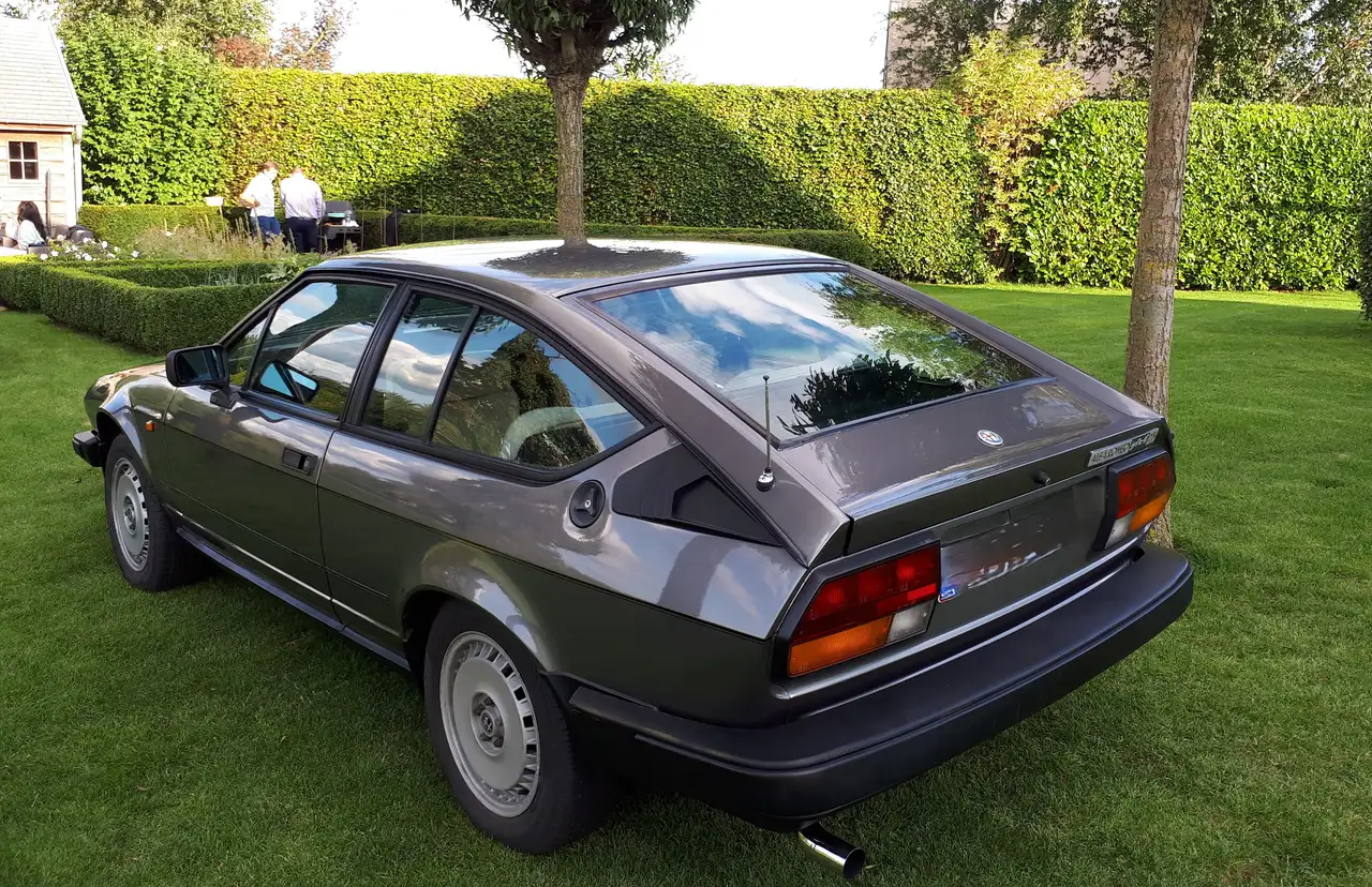 Alfa Romeo GTV, foto 2