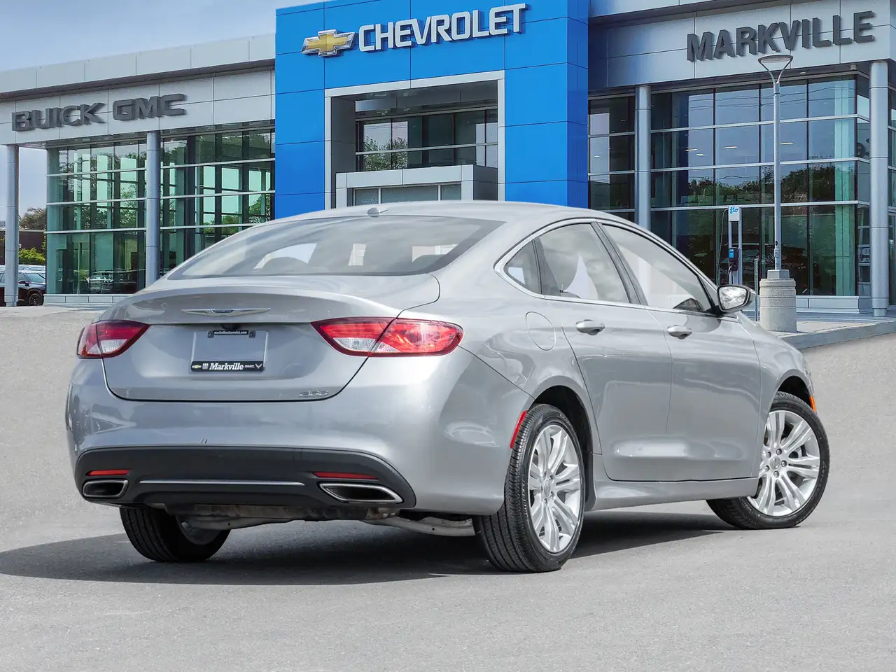 Chrysler 200 снимка Chrysler 200