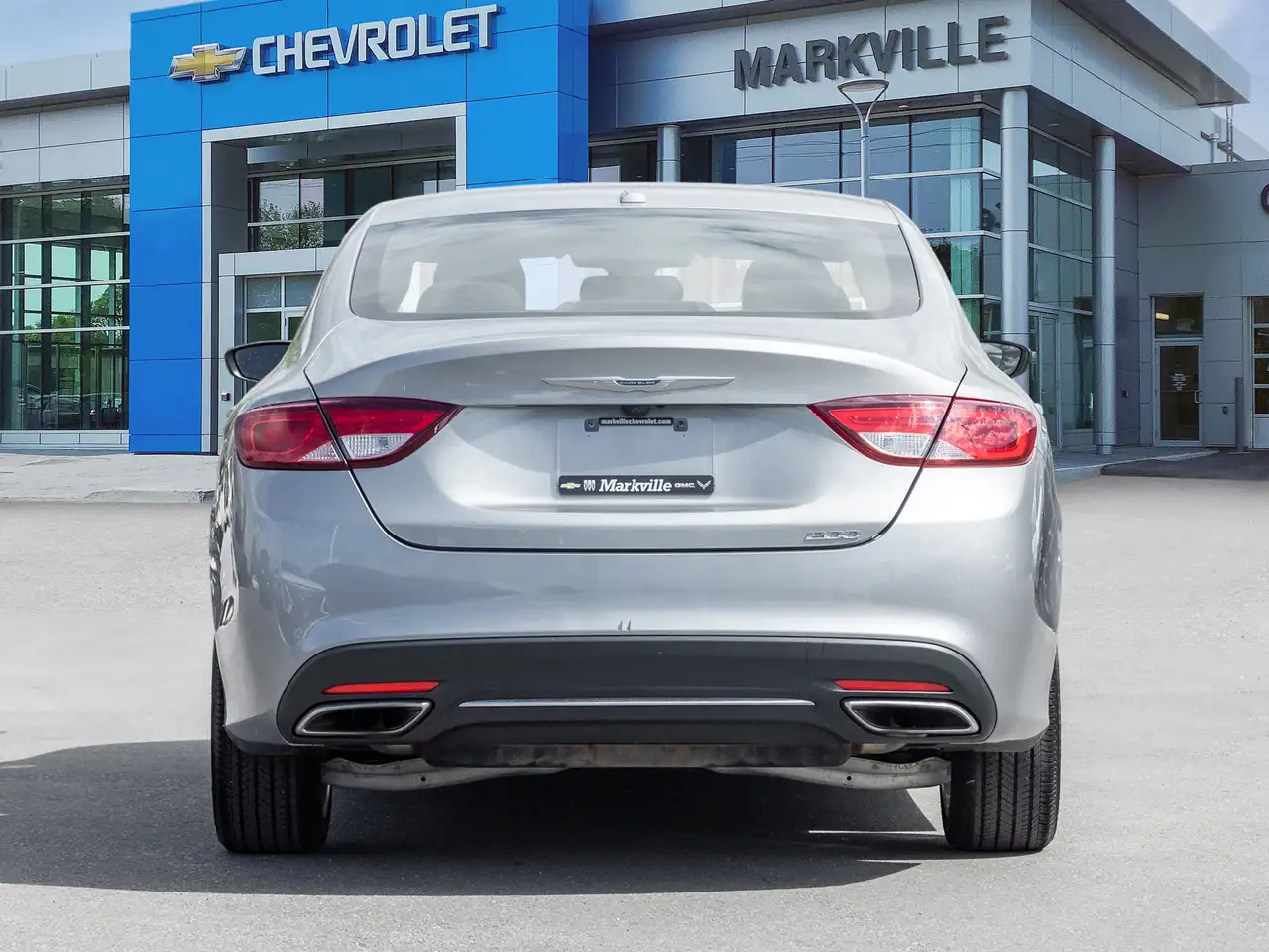 Chrysler 200 снимка Chrysler 200