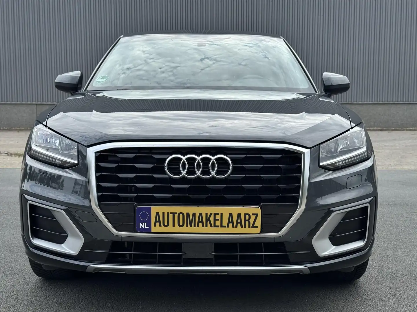 Audi Q2 30 TFSI KEYLESS PDC Grau - 2