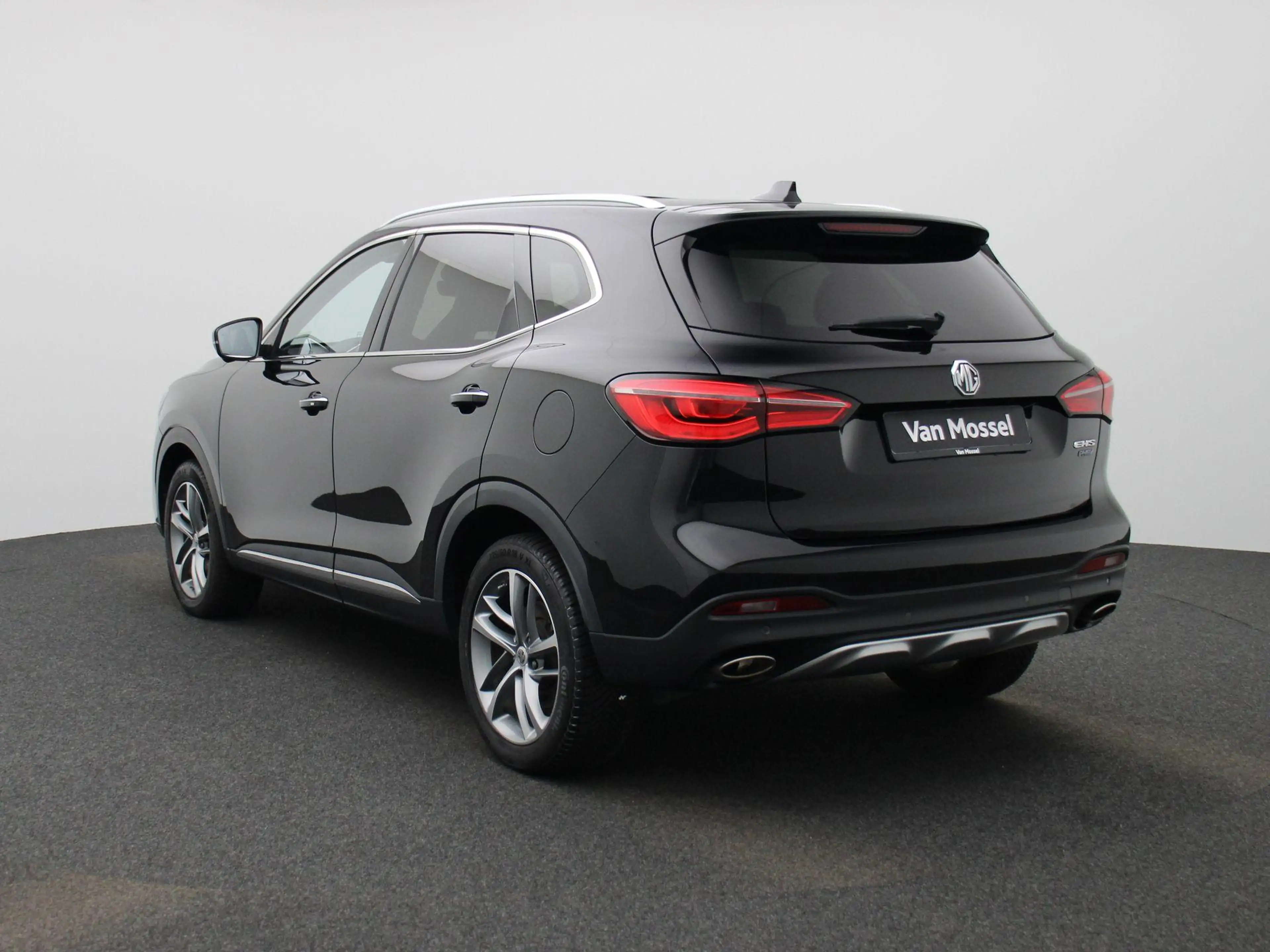 MG EHS 1.5T Luxury PANO | LEDER | NAVI | CAM — photo 2