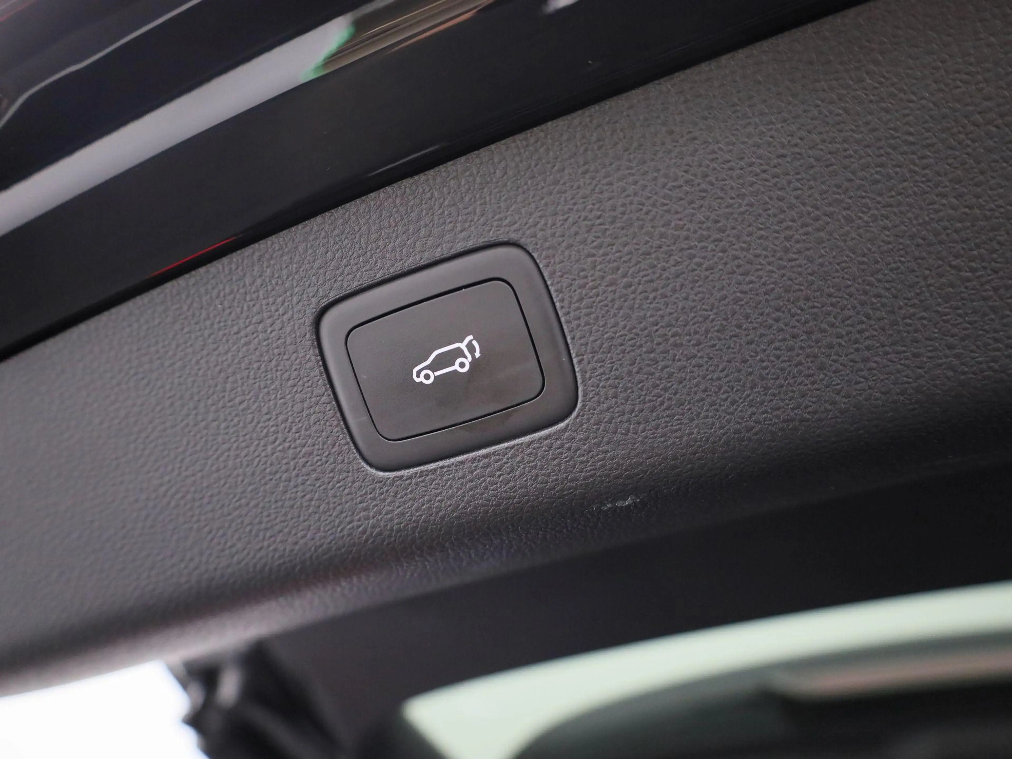 MG EHS 1.5T Luxury PANO | LEDER | NAVI | CAM — photo 14