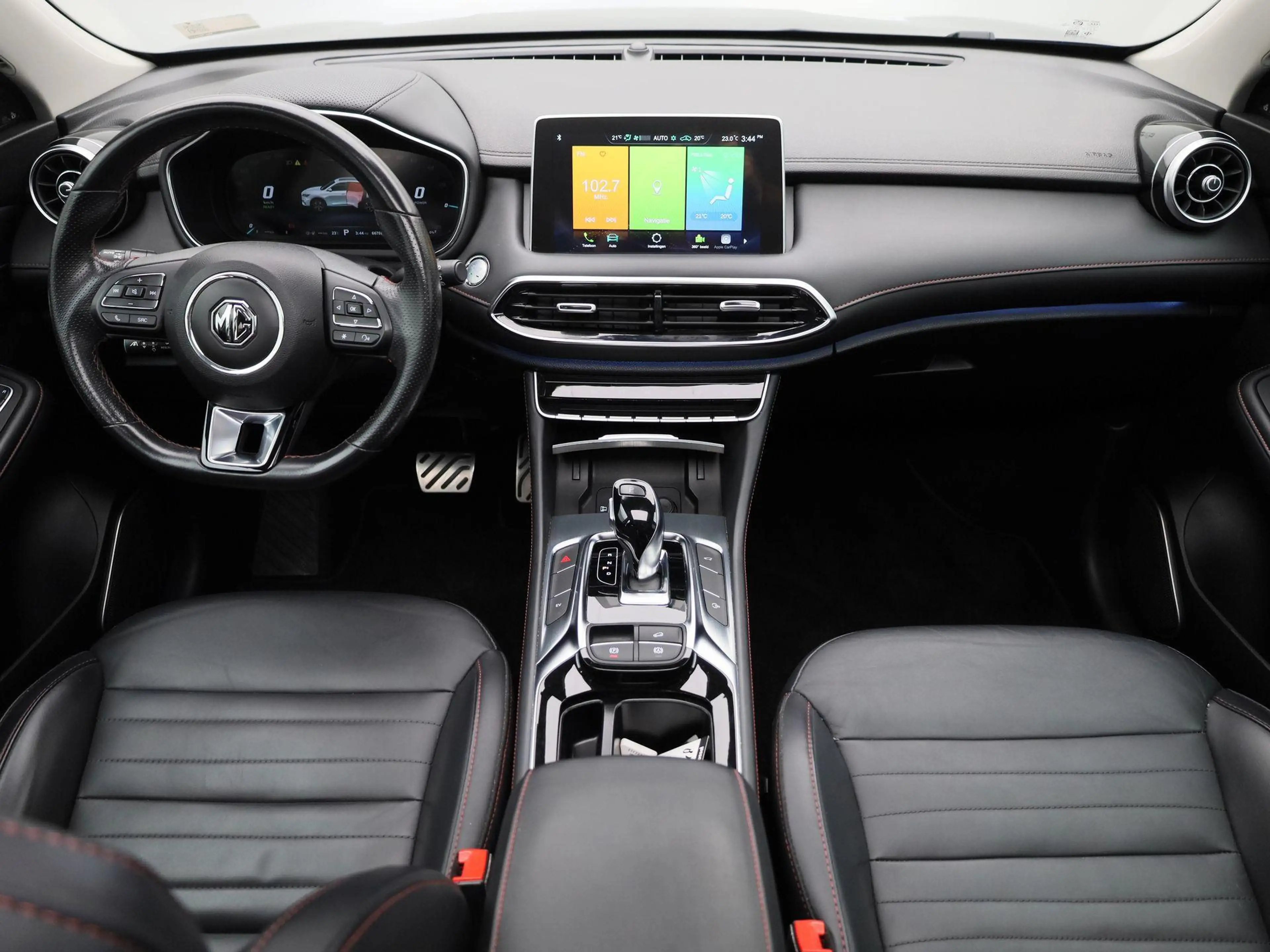 MG EHS 1.5T Luxury PANO | LEDER | NAVI | CAM — photo 9