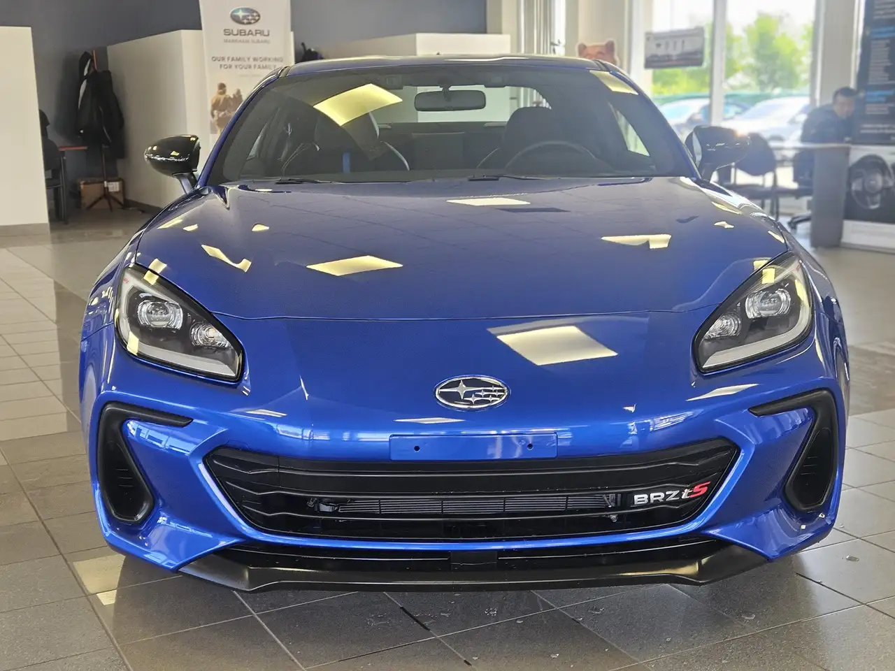 Subaru BRZ снимка Subaru BRZ