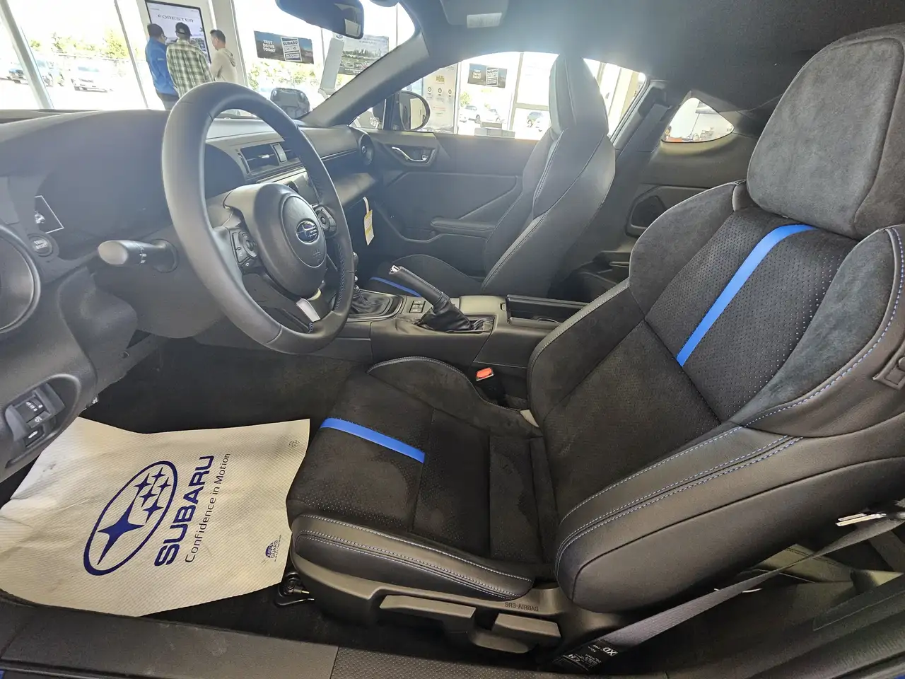Subaru BRZ снимка Subaru BRZ