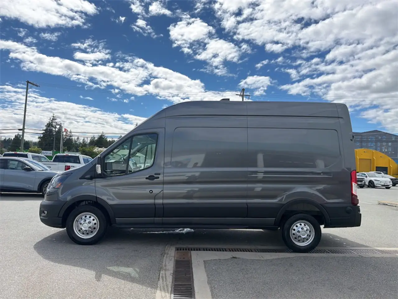 Ford Transit Cargo Van снимка Ford Transit Cargo Van