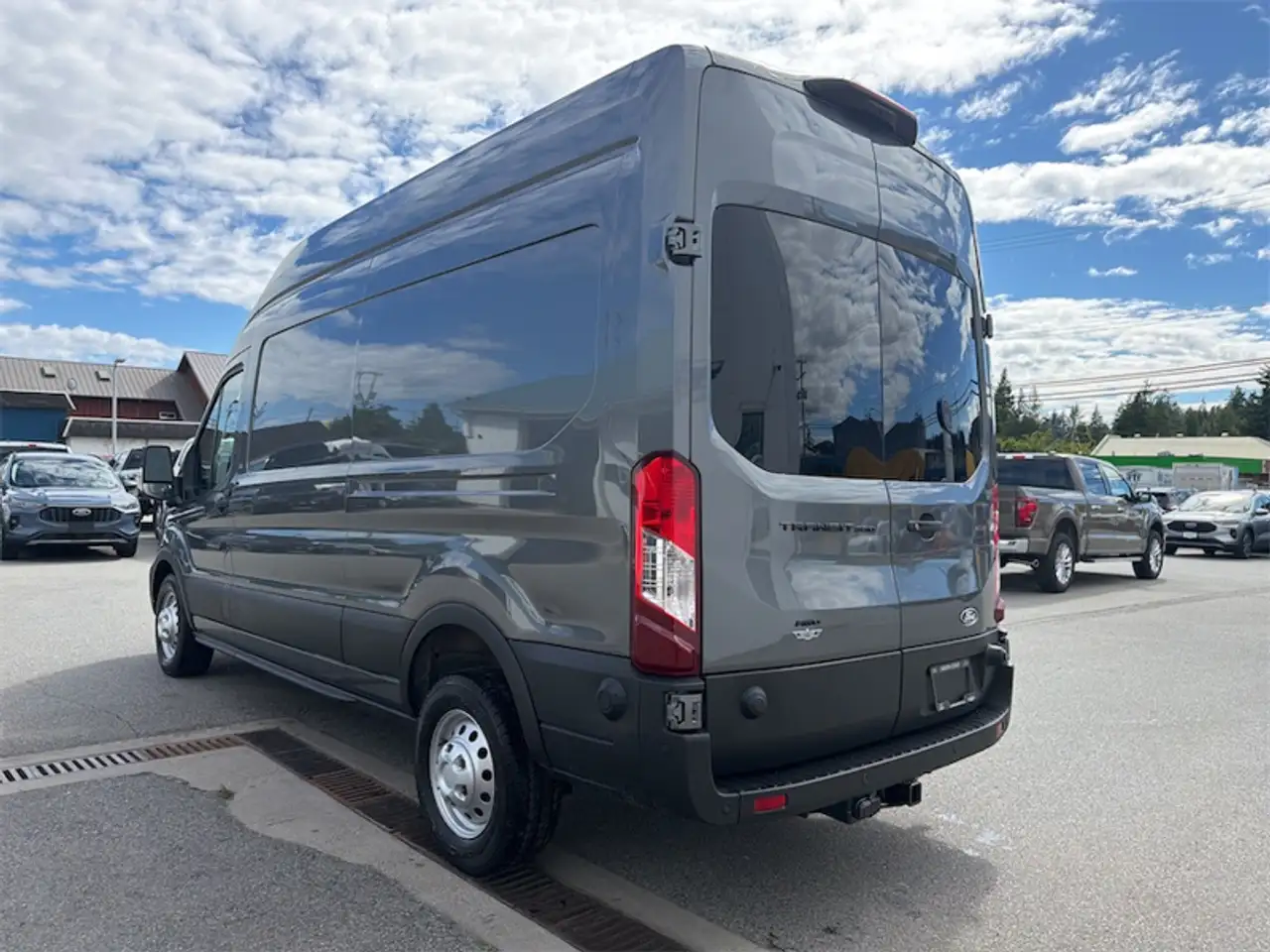Ford Transit Cargo Van снимка Ford Transit Cargo Van