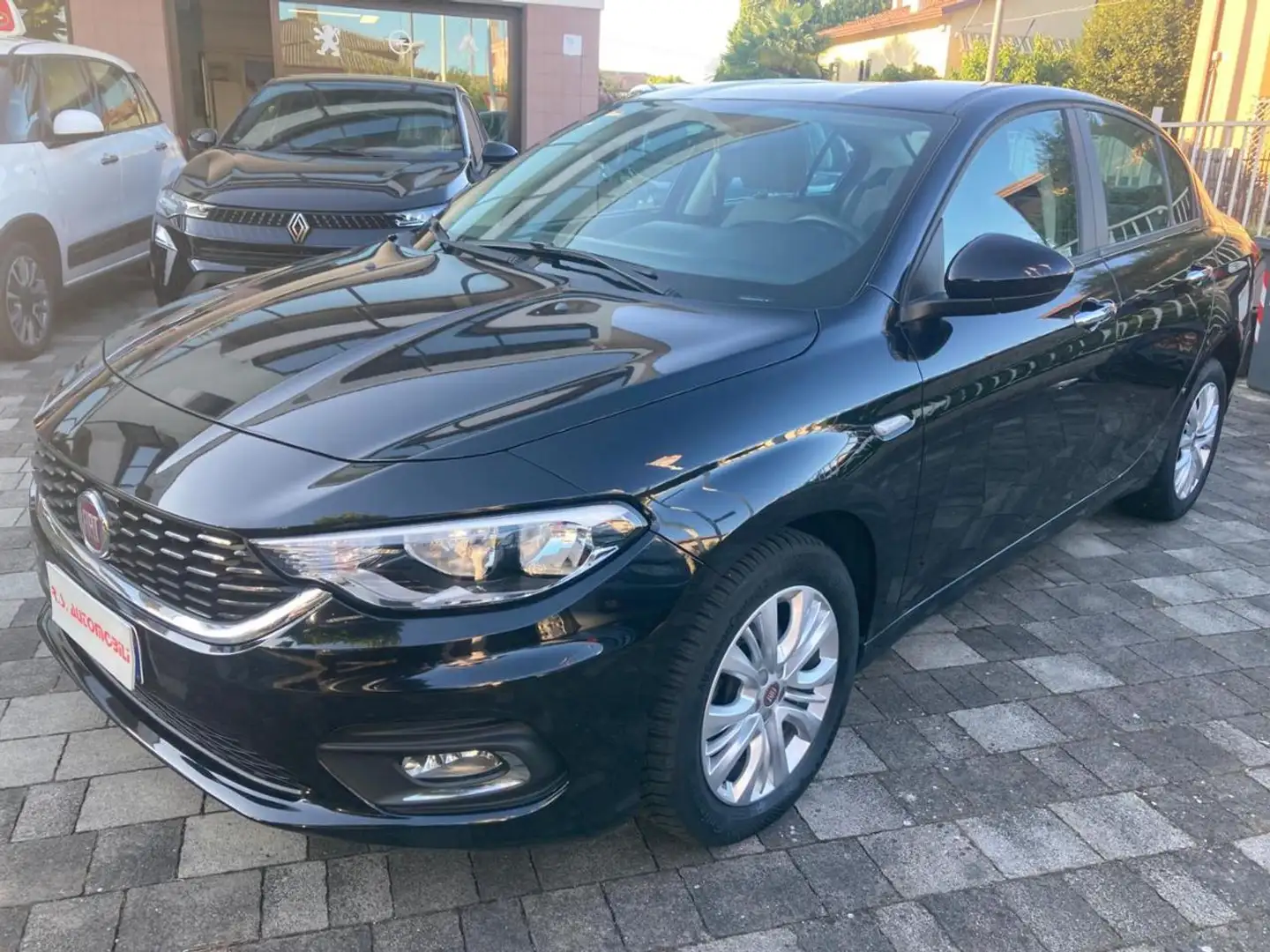 Fiat Tipo 1.3 Mjt 4 porte Easy Nero - 1