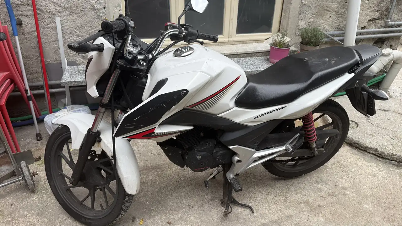 Honda CB 125