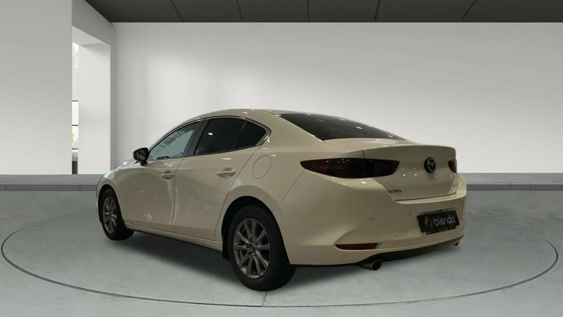 Mazda 3 2.0 SKYACTIV-G EVOLUTION 122 4P Blanco - 2