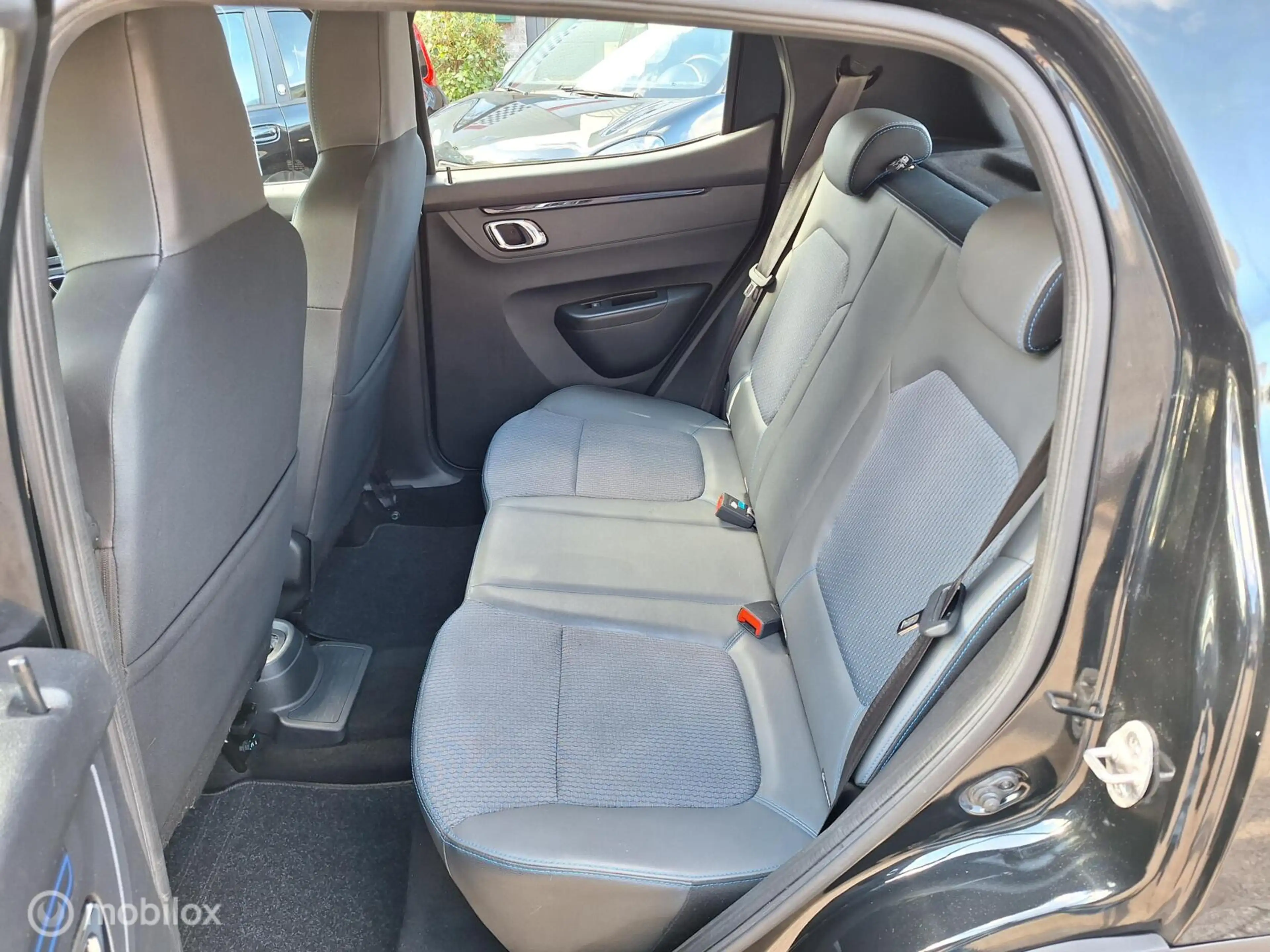 Dacia Spring COMFORT PLUS (ORANGE PACK) 27 kWh • 1E EIGENAAR • — photo 14