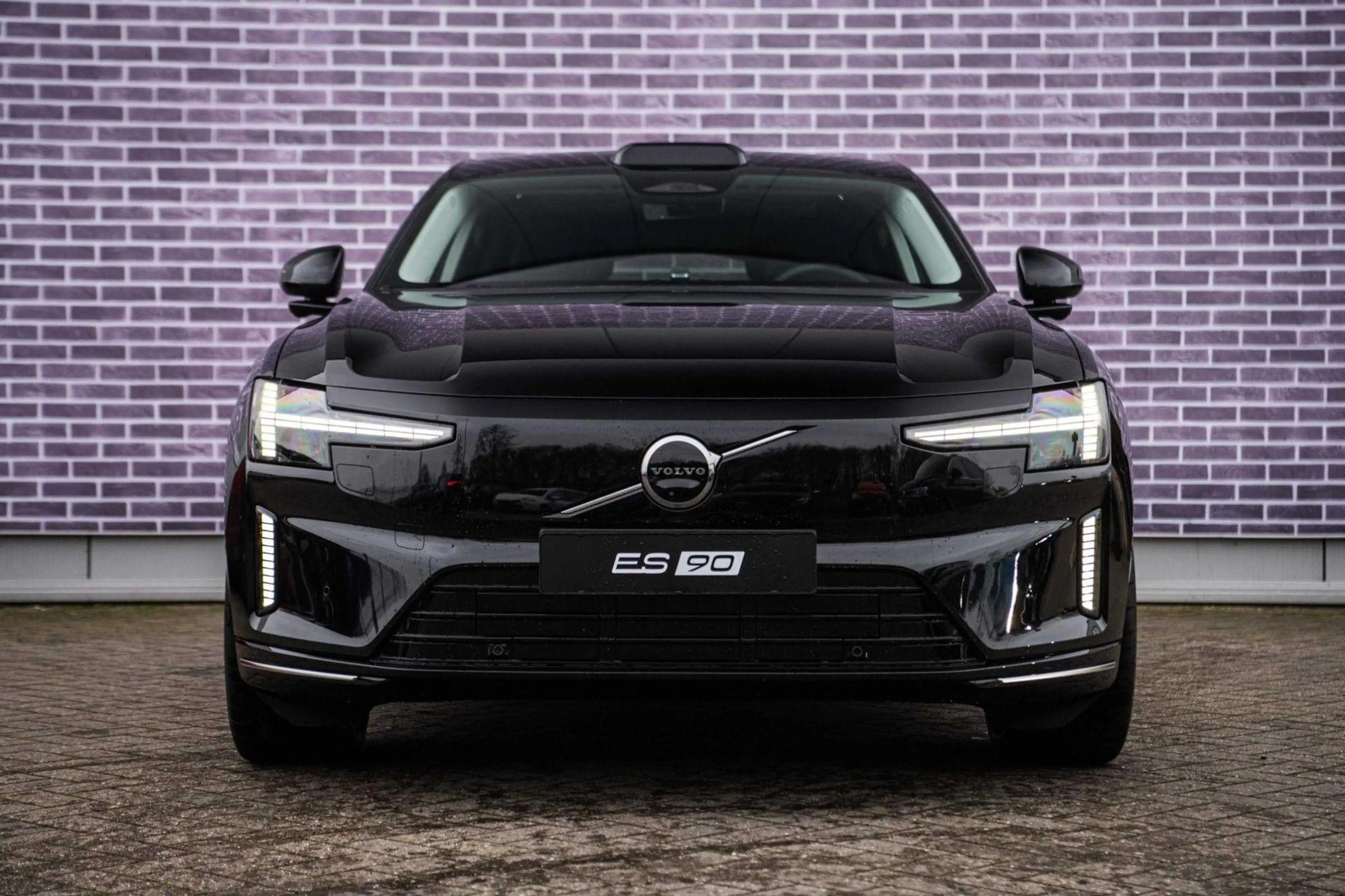Volvo ES90 Single Motor Extended Range Ultra 92 kWh | Bowers — photo 9