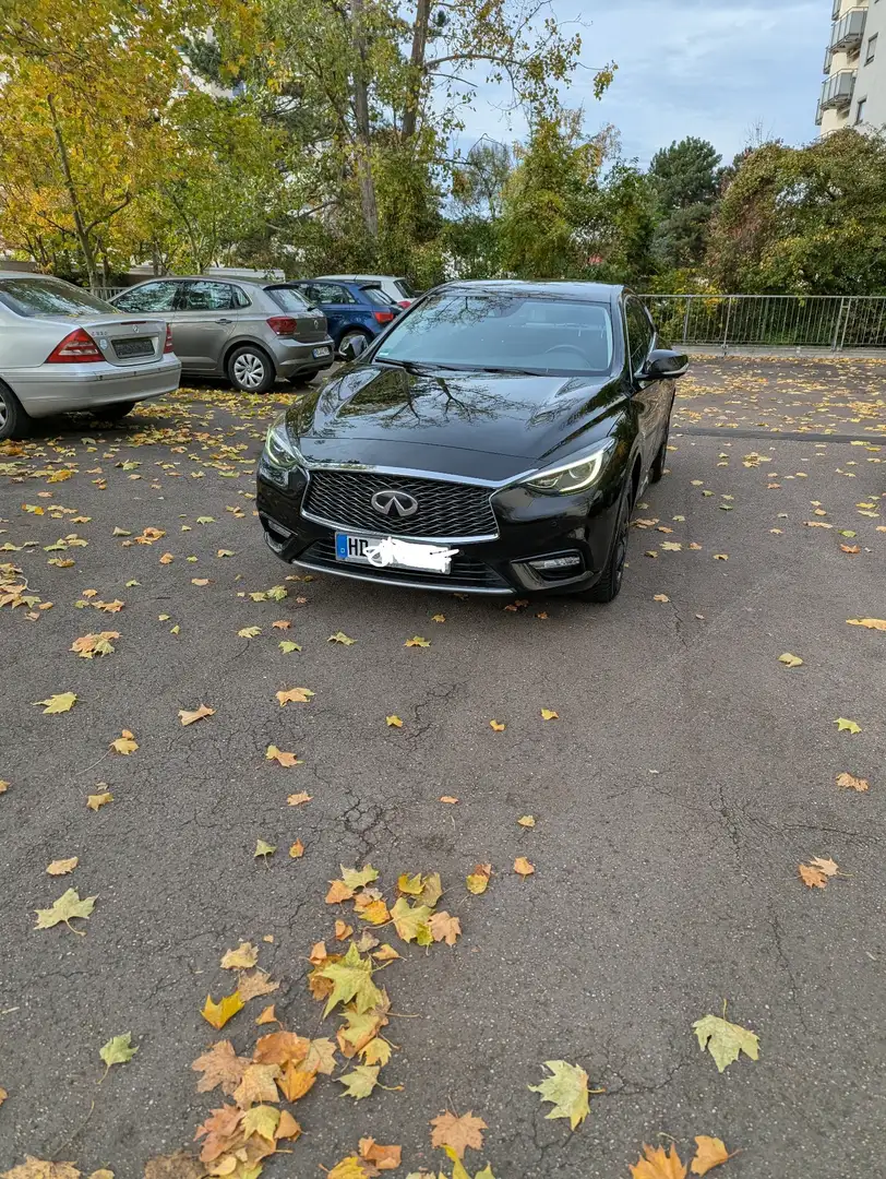 Infiniti Q30 2.2d DCT Business - 1