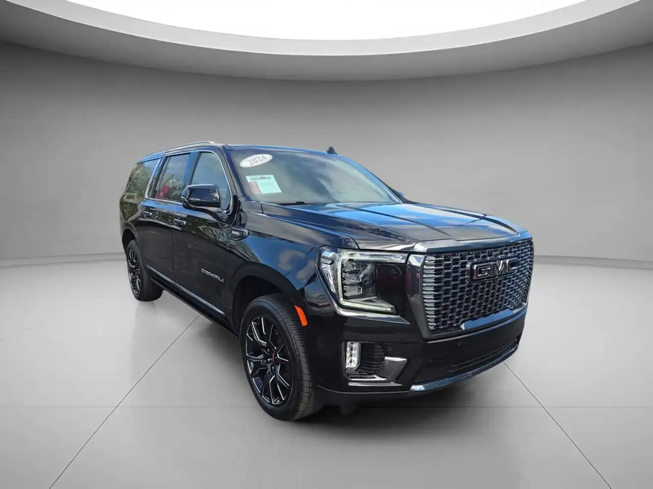 GMC Yukon снимка GMC Yukon
