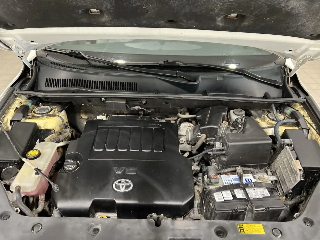 Toyota RAV 4 снимка Toyota RAV 4
