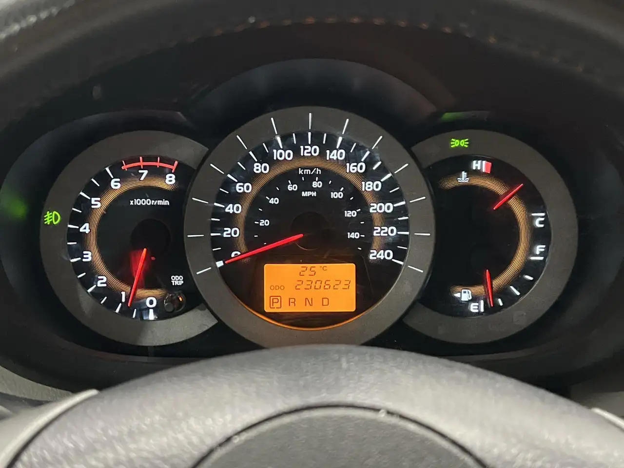 Toyota RAV 4 снимка Toyota RAV 4