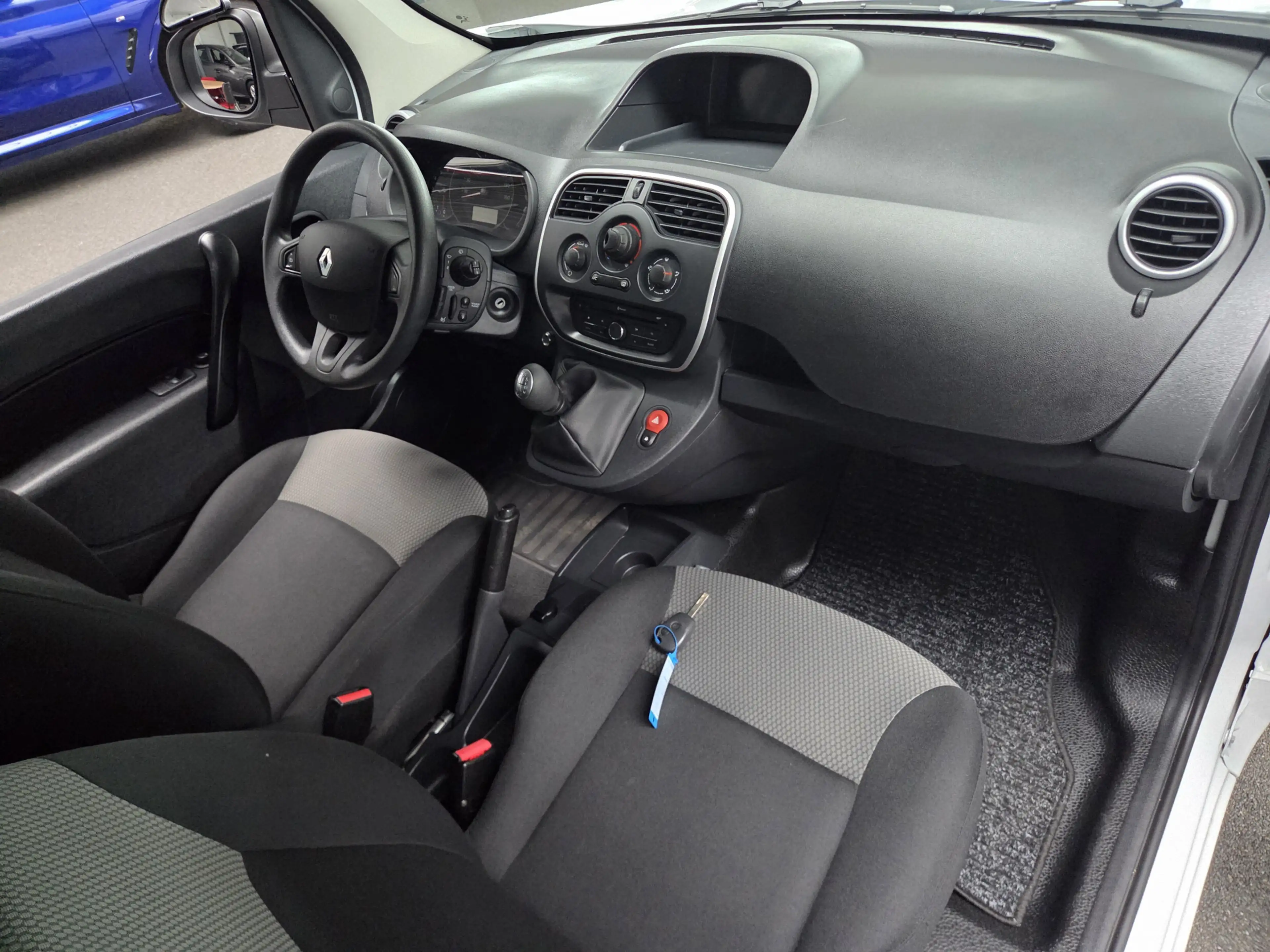 Renault Kangoo 1.5 Blue dCi 80 Comfort — photo 14