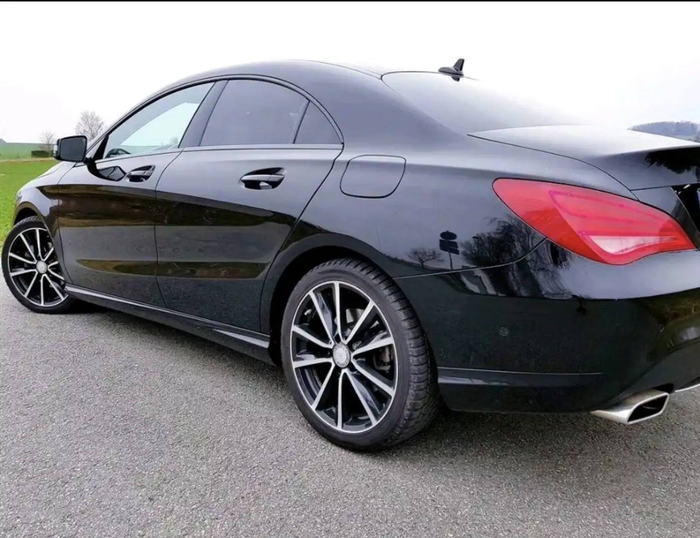 Mercedes-Benz CLA 180 - 2