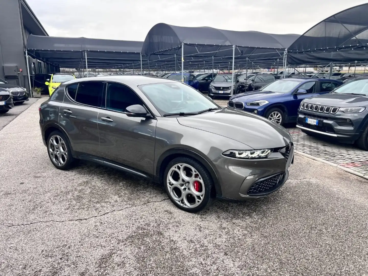 Alfa Romeo Tonale 1.5 130 CV MHEV TCT7 Edizione Speciale Grigio - 2
