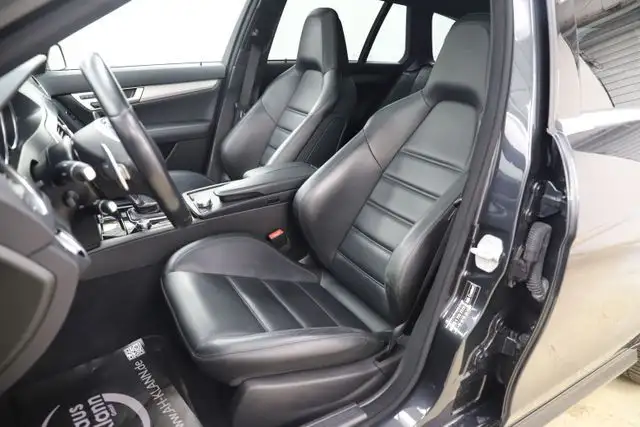 Mercedes-Benz C 63 Amg view 9