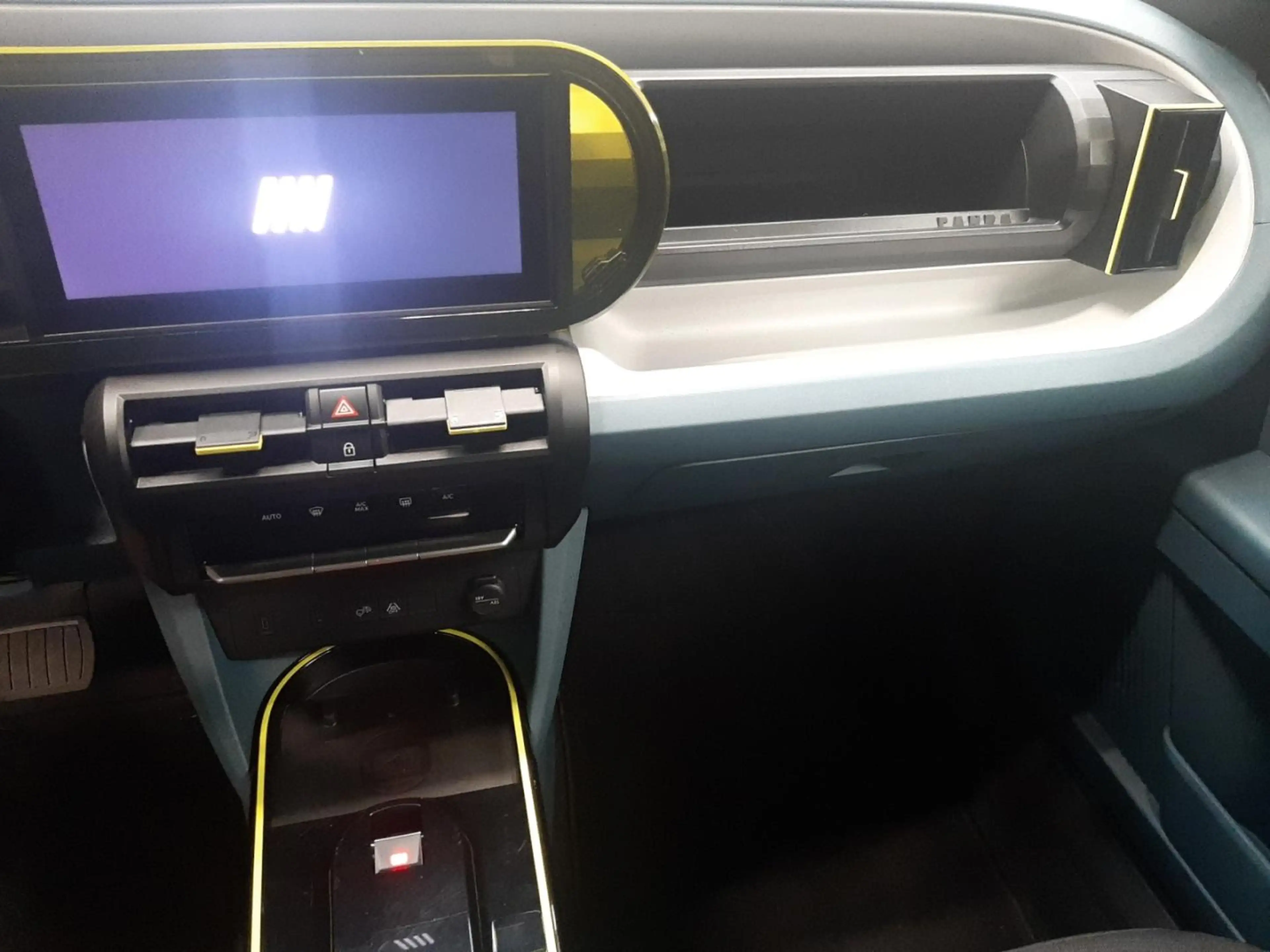 Fiat Grande Panda Hybrid Icon — photo 14
